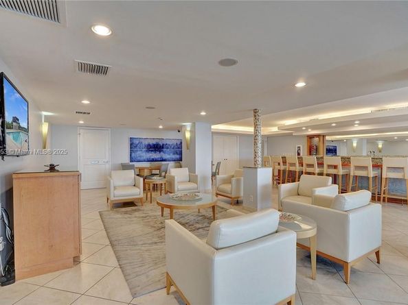 777 Bayshore Dr 1203, Fort Lauderdale FL 33304