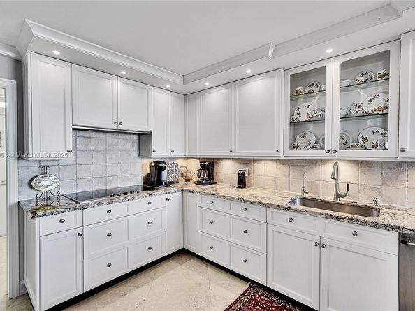 777 Bayshore Dr 1203, Fort Lauderdale FL 33304