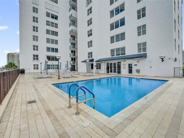 777 Bayshore Dr 1203, Fort Lauderdale FL 33304