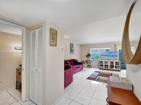 200 Diplomat Pkwy 423, Hallandale Beach FL 33009