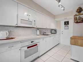 200 Diplomat Pkwy 423, Hallandale Beach FL 33009