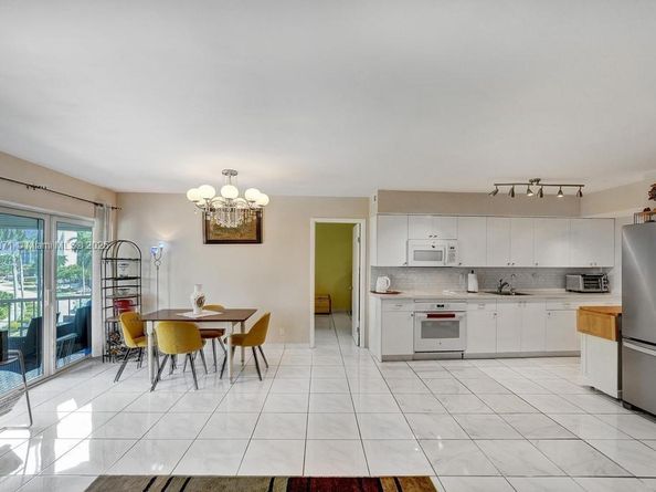 200 Diplomat Pkwy 423, Hallandale Beach FL 33009