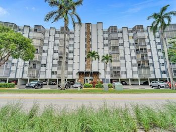 200 Diplomat Pkwy