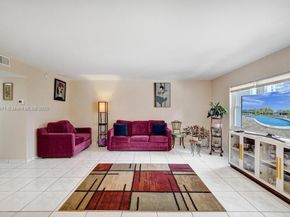 200 Diplomat Pkwy 423, Hallandale Beach FL 33009