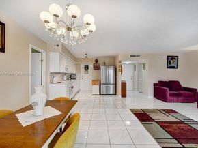 200 Diplomat Pkwy 423, Hallandale Beach FL 33009