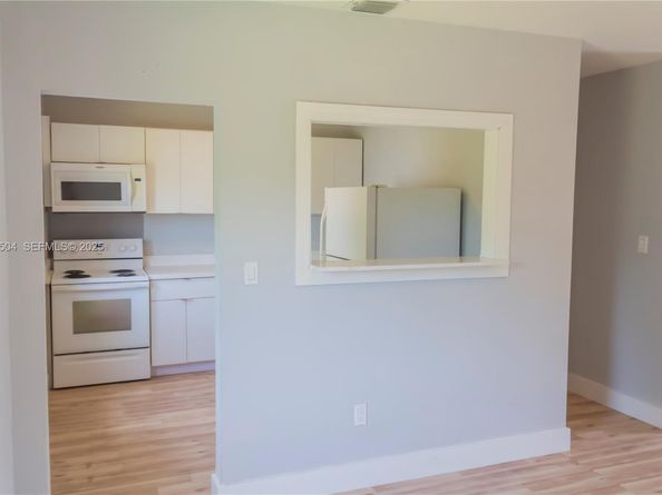 14801 Lincoln Blvd, Miami FL 33176