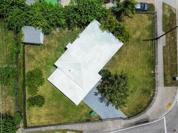 14801 Lincoln Blvd, Miami FL 33176