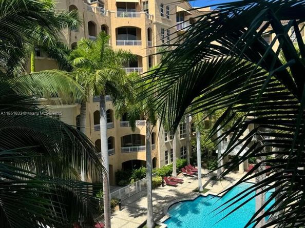 3001 NE 185th St 434, Aventura FL 33180