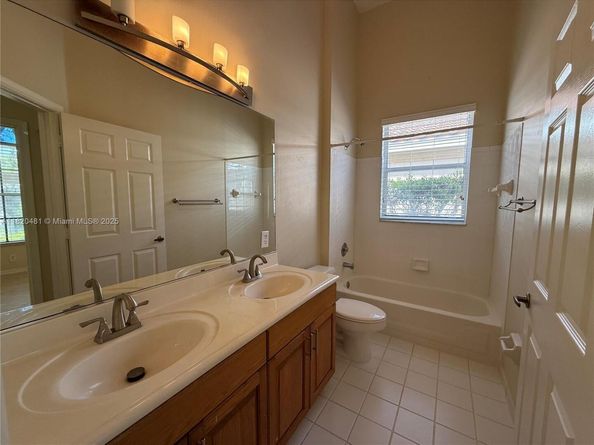 12123 NW 15th Ct, Coral Springs FL 33071