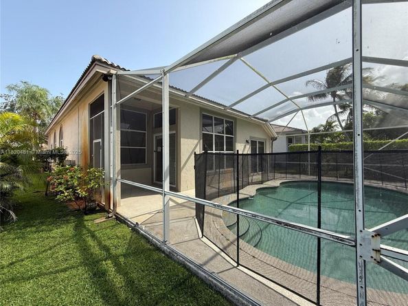 12123 NW 15th Ct, Coral Springs FL 33071