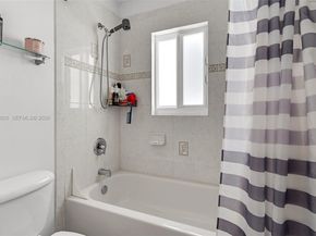 1760 NE 36th Ave, Homestead FL 33033