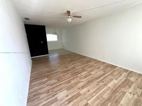 281 NE 40th St 7, Oakland Park FL 33334