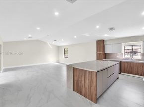 8419 NW 55th Ct, Coral Springs FL 33067