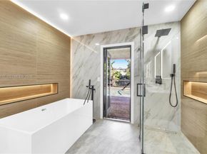 8419 NW 55th Ct, Coral Springs FL 33067