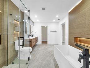 8419 NW 55th Ct, Coral Springs FL 33067