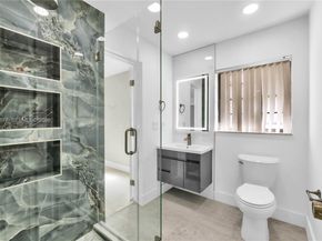 8419 NW 55th Ct, Coral Springs FL 33067