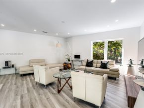 1349 Middle River Dr, Fort Lauderdale FL 33308