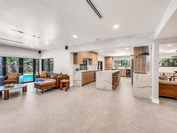 11340 SW 74th Ct, Pinecrest FL 33156