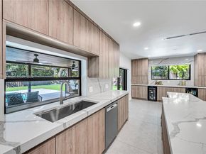 11340 SW 74th Ct, Pinecrest FL 33156