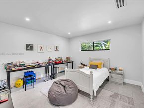 11340 SW 74th Ct, Pinecrest FL 33156