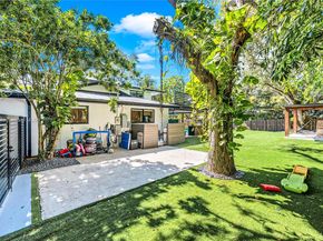11340 SW 74th Ct, Pinecrest FL 33156