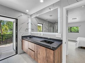 11340 SW 74th Ct, Pinecrest FL 33156