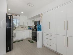 7171 Sheridan St, Hollywood FL 33024