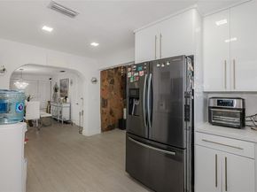 7171 Sheridan St, Hollywood FL 33024