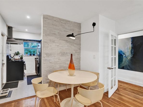 10076 E Bay Harbor Dr 76D, Bay Harbor Islands FL 33154