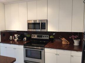 759 85th St, Miami Beach FL 33141