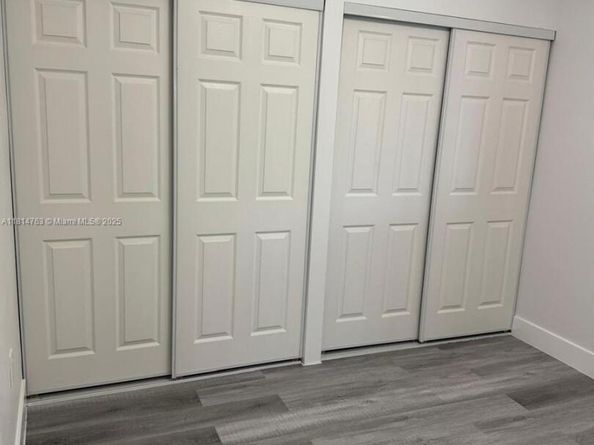 2160 NW 30th St, Miami FL 33142