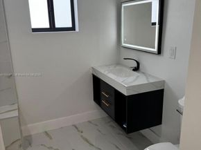 2160 NW 30th St, Miami FL 33142