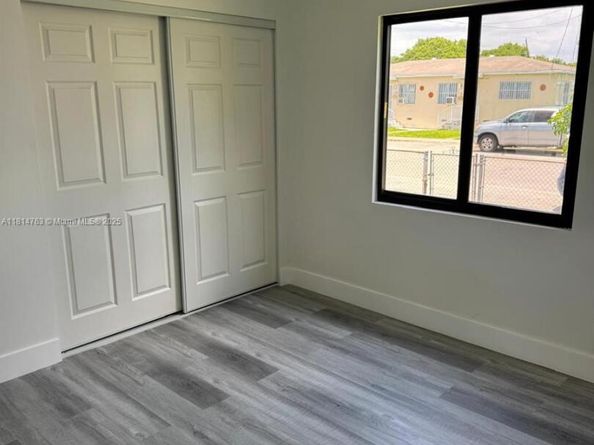 2160 NW 30th St, Miami FL 33142
