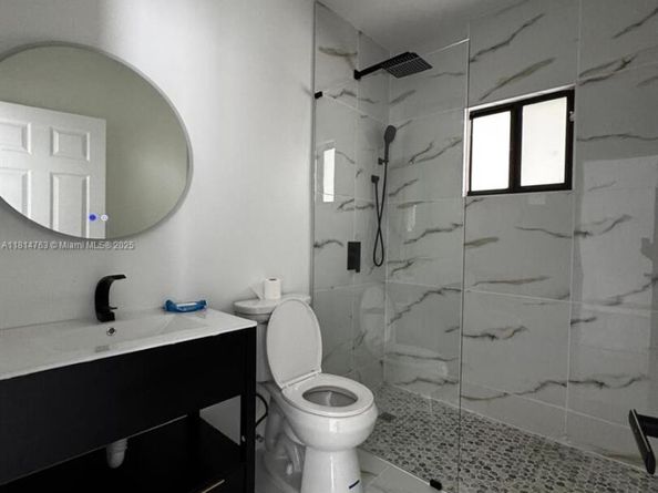 2160 NW 30th St, Miami FL 33142