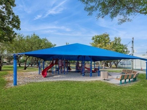 7220 SW 94th Pl G4, Miami FL 33173