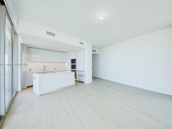 18975 Collins Ave 2205, Sunny Isles Beach FL 33160