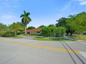 13575 SW 69th Ct, Pinecrest FL 33156