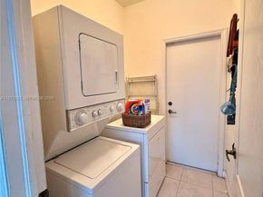 11010 NW 87th St, Doral FL 33178