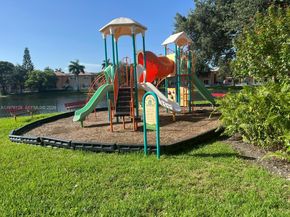 11010 NW 87th St, Doral FL 33178