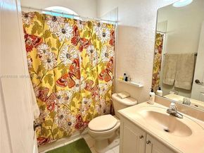 11010 NW 87th St, Doral FL 33178