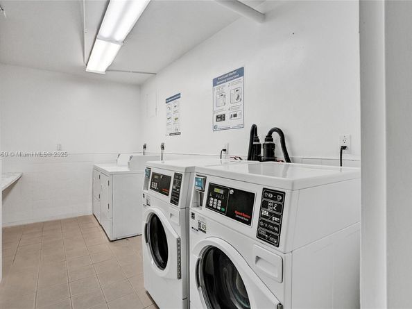 5401 Collins Ave 424, Miami Beach FL 33140
