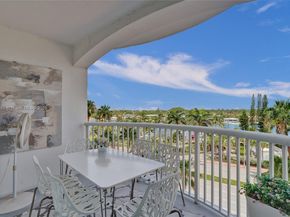 5401 Collins Ave 424, Miami Beach FL 33140