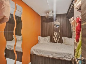 5401 Collins Ave 424, Miami Beach FL 33140