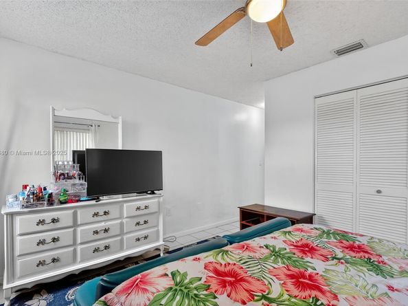 20314 NW 36th Ct, Miami Gardens FL 33056