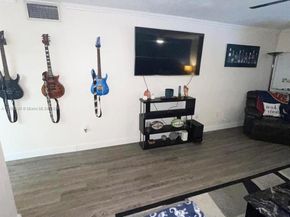 7100 NW 17th St 421, Plantation FL 33313