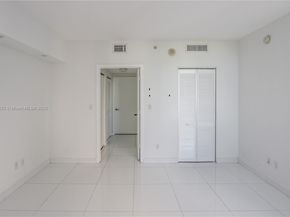 325 S Biscayne Blvd 1722, Miami FL 33131