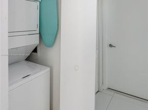 325 S Biscayne Blvd 1722, Miami FL 33131