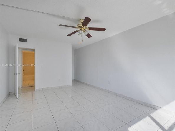 400 Kings Point Dr 523, Sunny Isles Beach FL 33160