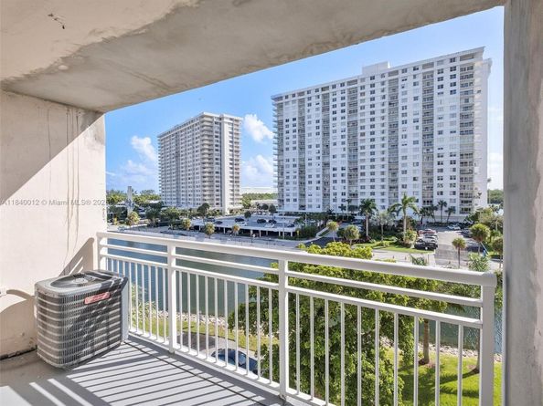 400 Kings Point Dr 523, Sunny Isles Beach FL 33160