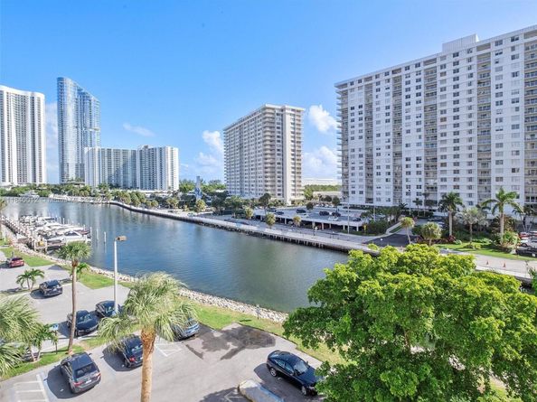 400 Kings Point Dr 523, Sunny Isles Beach FL 33160